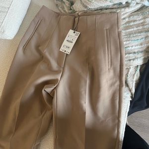 Zara High Waist Trouser in Nude, size XL. These pants run 1/2 size small.